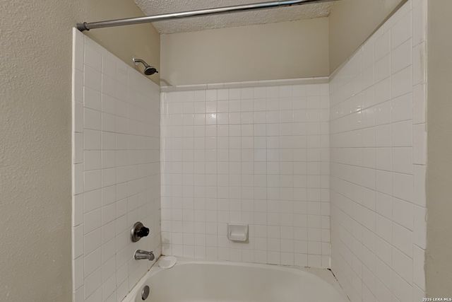 8055 CHESTNUT CEDAR DR, Converse, TX 78109