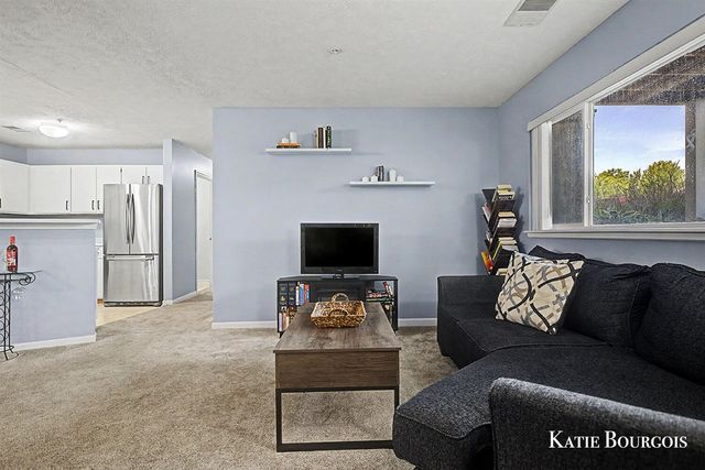 8588 Jasonville Court, Caledonia, MI 49316