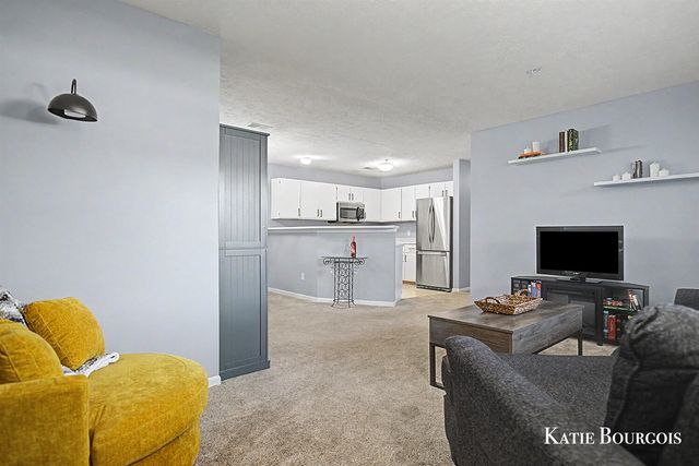 8588 Jasonville Court, Caledonia, MI 49316
