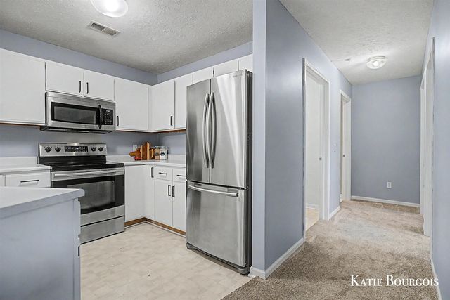 8588 Jasonville Court, Caledonia, MI 49316