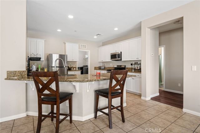 37241 Sierra Grove Drive, Murrieta, CA 92563