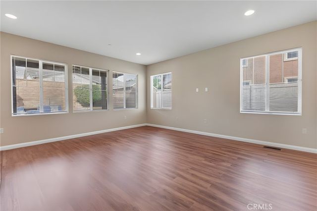 37241 Sierra Grove Drive, Murrieta, CA 92563