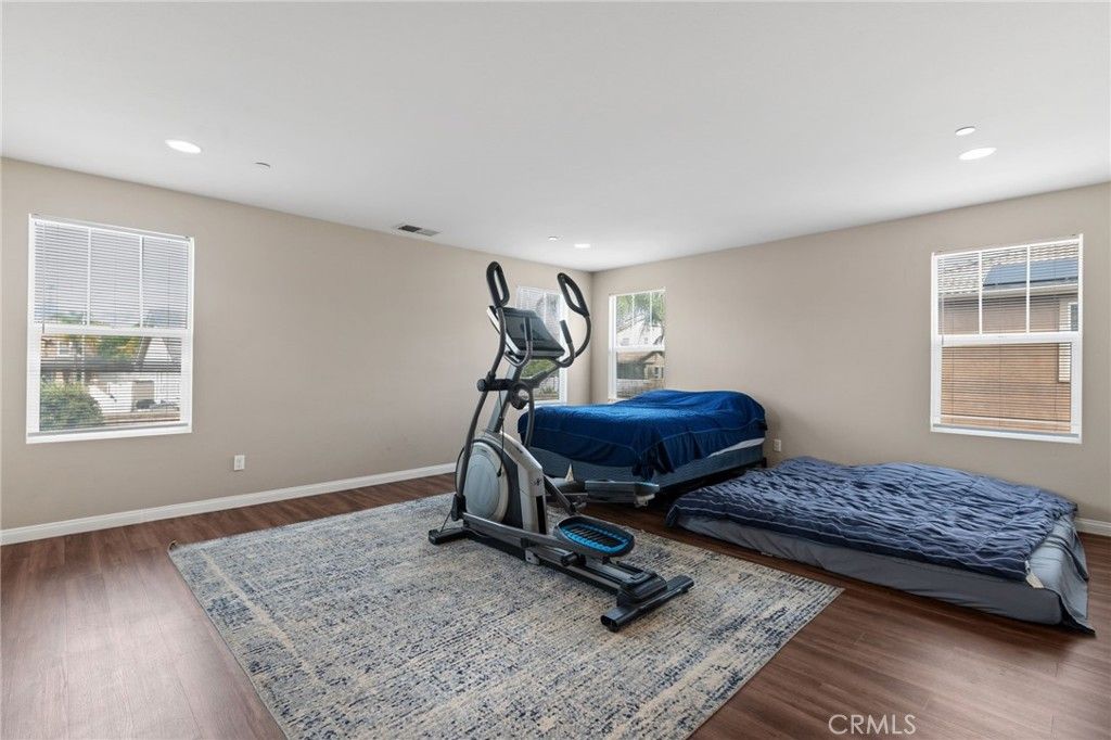 Image 27 of property listing at 37241 Sierra Grove Drive, Murrieta, CA 92563