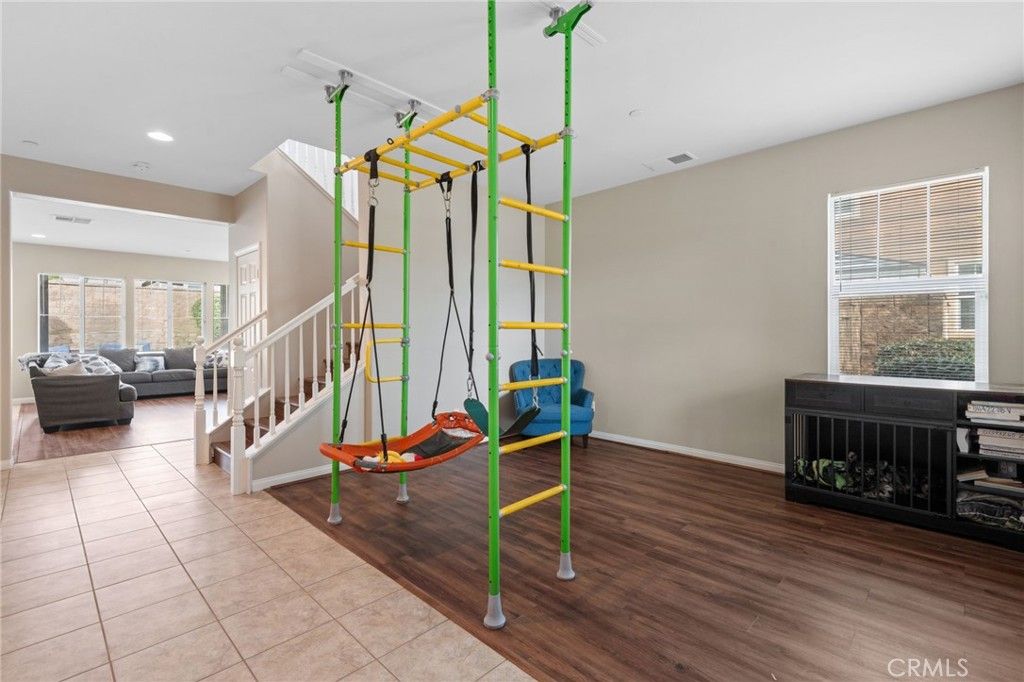 Image 4 of property listing at 37241 Sierra Grove Drive, Murrieta, CA 92563