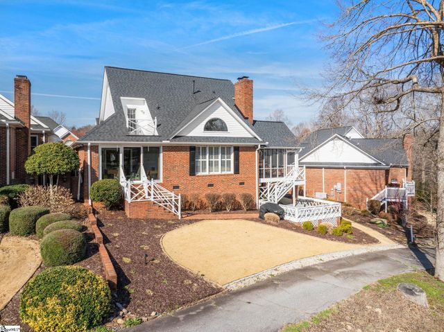 310 Greenview Circle, Greenville, SC 29609