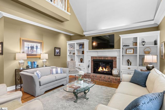 310 Greenview Circle, Greenville, SC 29609