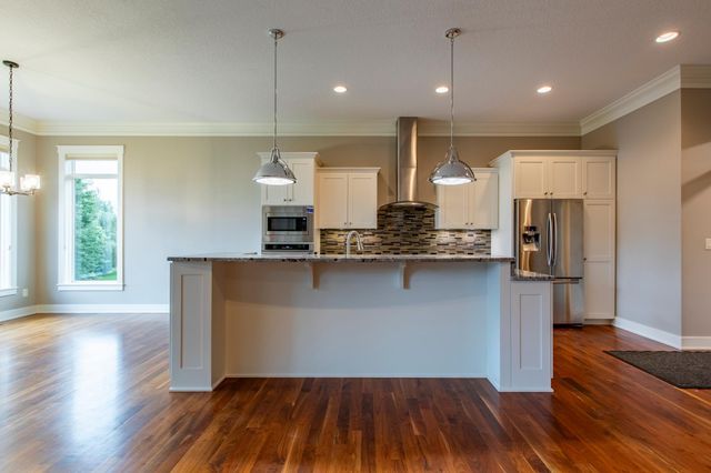 5124 Scenic Oak Drive SW, Rochester, MN 55902