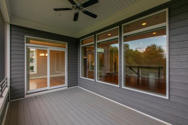 5124 Scenic Oak Drive SW, Rochester, MN 55902