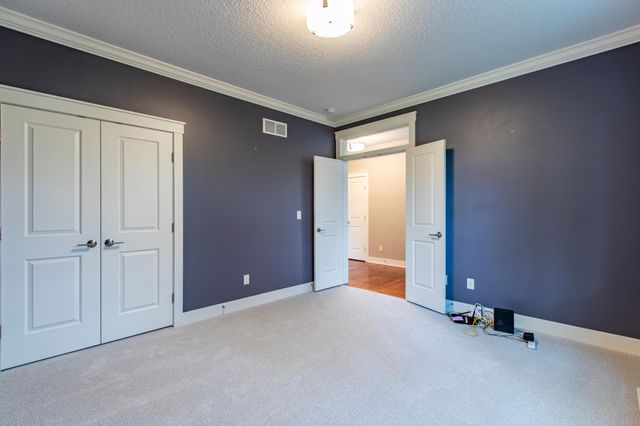 5124 Scenic Oak Drive SW, Rochester, MN 55902
