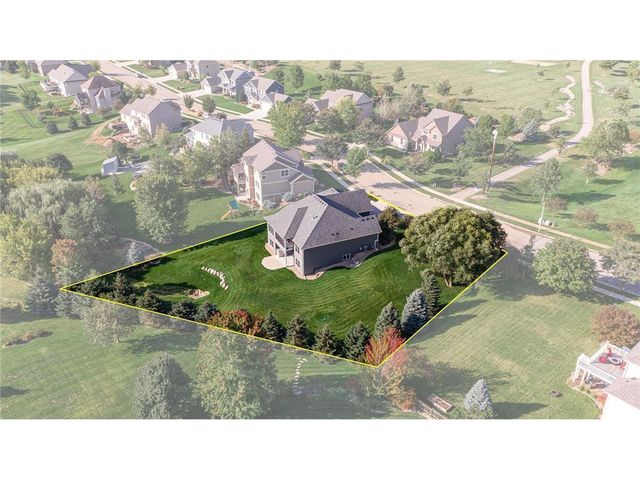 5124 Scenic Oak Drive SW, Rochester, MN 55902