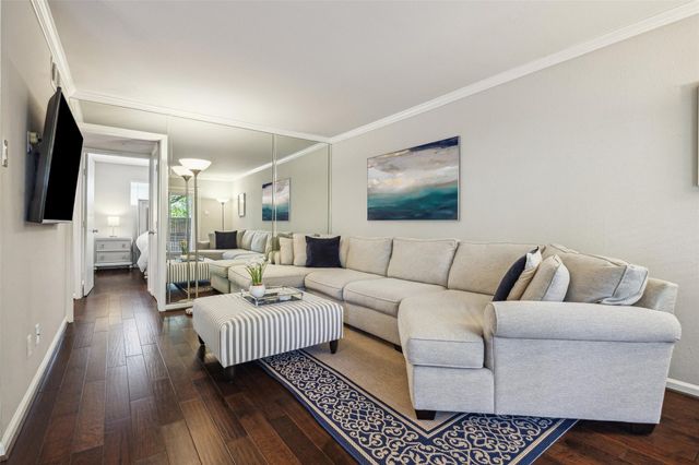 3944 W Alabama Street 12, Houston, TX 77027