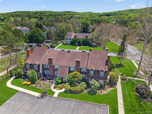 92 Homestead Vil Drive, Warwick, NY 10990