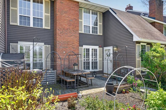92 Homestead Vil Drive, Warwick, NY 10990