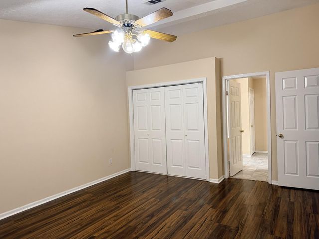 16042 Pinyon Creek Drive, Houston, TX 77095