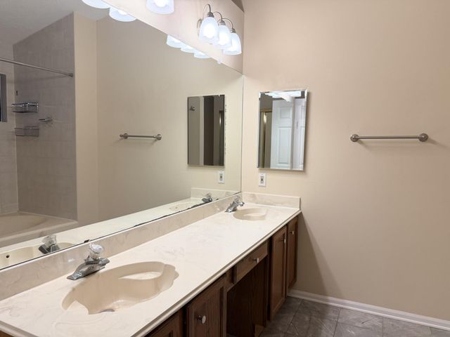 16042 Pinyon Creek Drive, Houston, TX 77095
