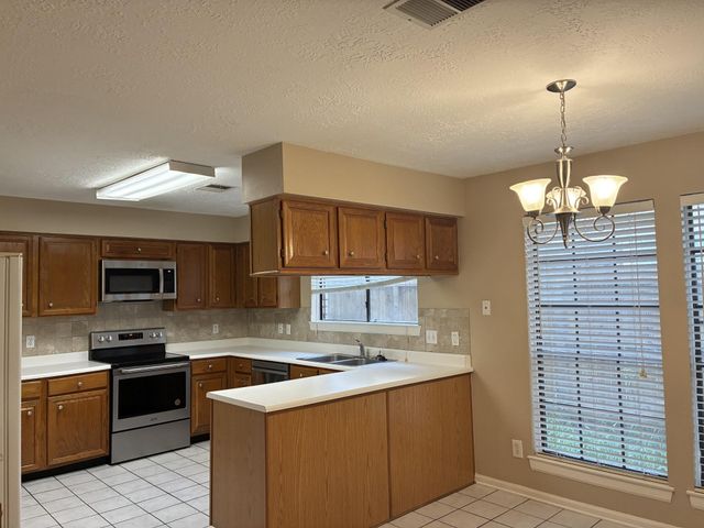16042 Pinyon Creek Drive, Houston, TX 77095