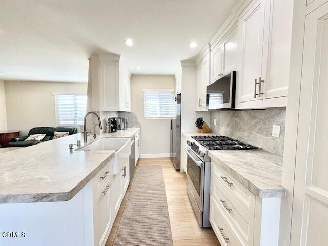 3725 Sunset Lane, Oxnard, CA 93035