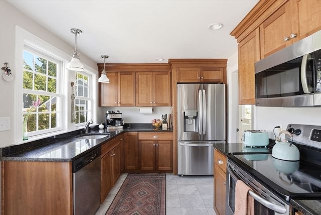 13 Independence, Hingham, MA 02043