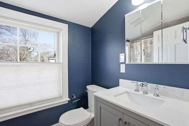 13 Independence, Hingham, MA 02043