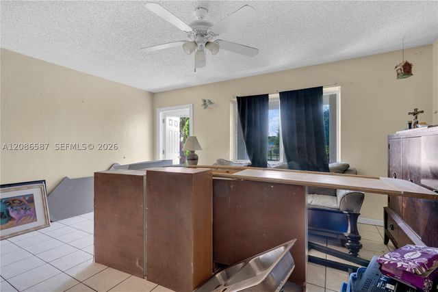 855 NW 130th St, North Miami, FL 33168