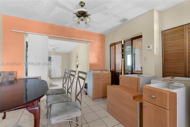 855 NW 130th St, North Miami, FL 33168