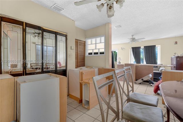 855 NW 130th St, North Miami, FL 33168