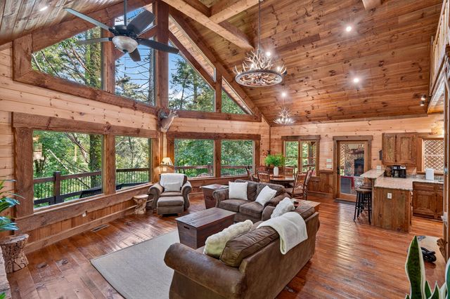 40 Adelaide Trail, Blue Ridge, GA 30513