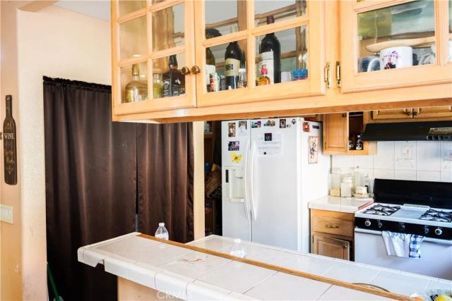 649 S Vancouver Avenue, Los Angeles, CA 90022
