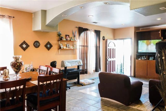 649 S Vancouver Avenue, Los Angeles, CA 90022