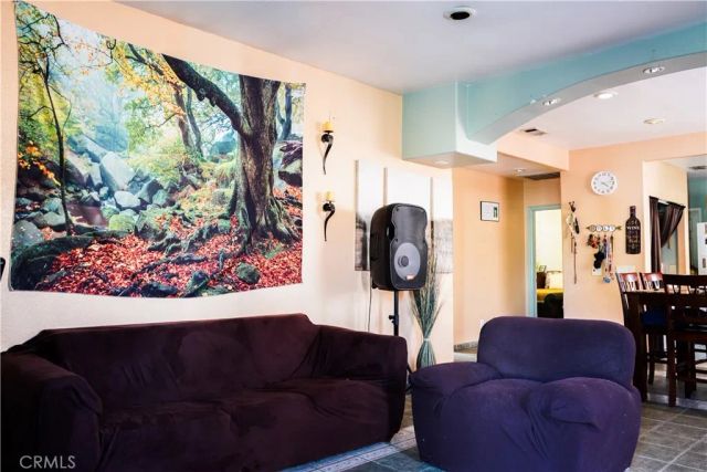 649 S Vancouver Avenue, Los Angeles, CA 90022