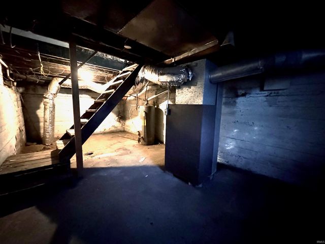 1308 Kinyon Street, South Bend, IN 46616