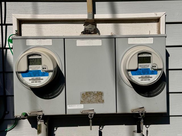 1308 Kinyon Street, South Bend, IN 46616