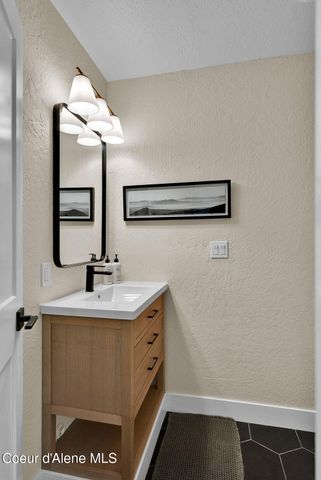 968 N ARMSTRONG DR, Coeur D'alene, ID 83814