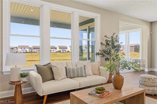 23664 St Andrews Drive, Columbia Station, OH 44028
