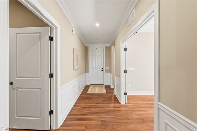 23664 St Andrews Drive, Columbia Station, OH 44028