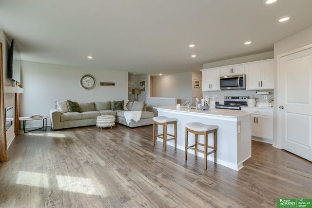 4411 Schilling Drive, Bellevue, NE 68123