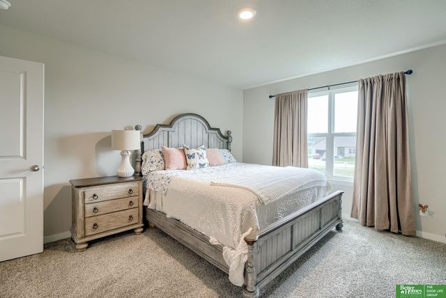 4411 Schilling Drive, Bellevue, NE 68123