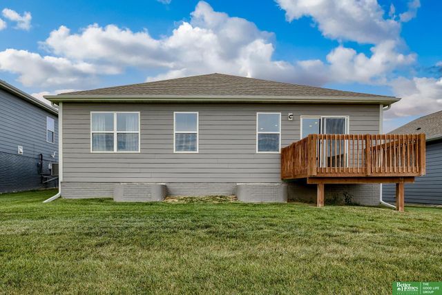 4411 Schilling Drive, Bellevue, NE 68123