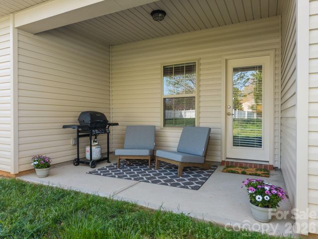 108 Community Club Drive, Mount Holly, NC 28120