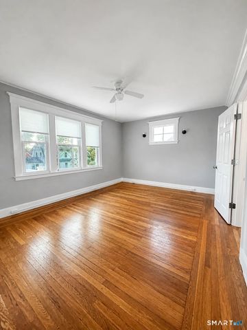 207 Helen Street 2nd Floor, Hamden, CT 06514
