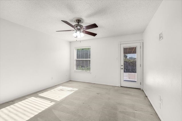 2709 Willow Bend, Bedford, TX 76021