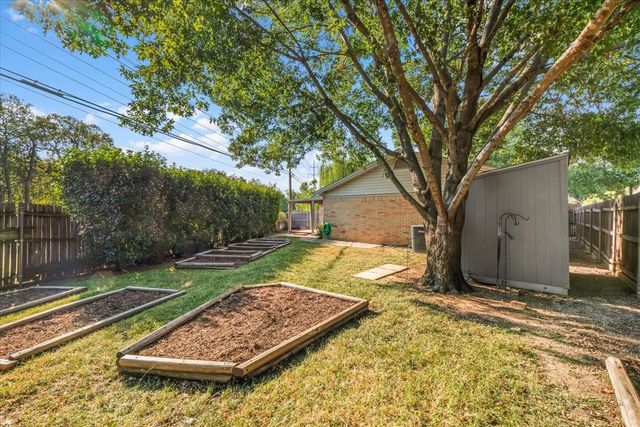 2709 Willow Bend, Bedford, TX 76021