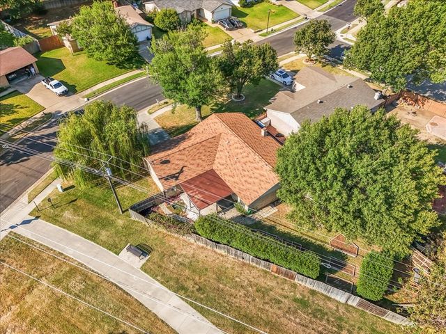 2709 Willow Bend, Bedford, TX 76021