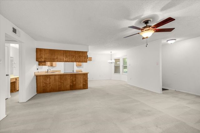 2709 Willow Bend, Bedford, TX 76021