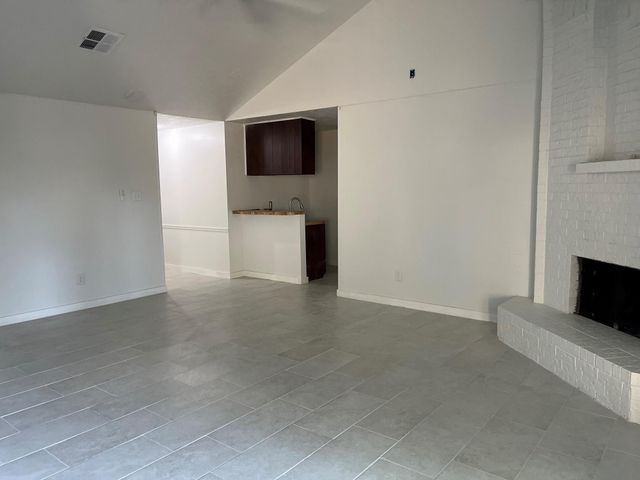 4207 Comanche Street, Pasadena, TX 77504