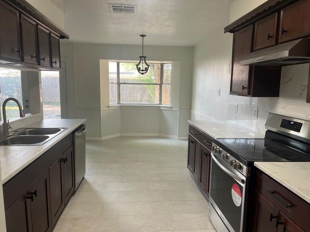 4207 Comanche Street, Pasadena, TX 77504
