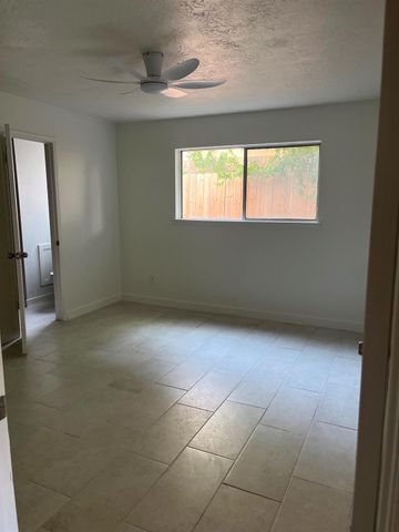 4207 Comanche Street, Pasadena, TX 77504