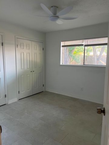 4207 Comanche Street, Pasadena, TX 77504