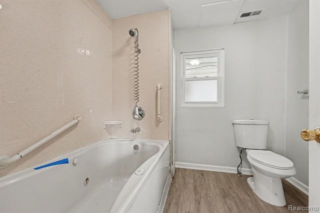 2511 Vanness Street, Port Huron, MI 48060