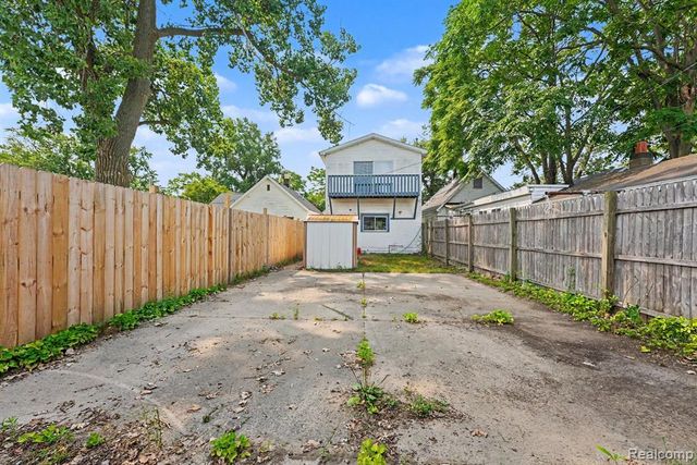 2511 Vanness Street, Port Huron, MI 48060